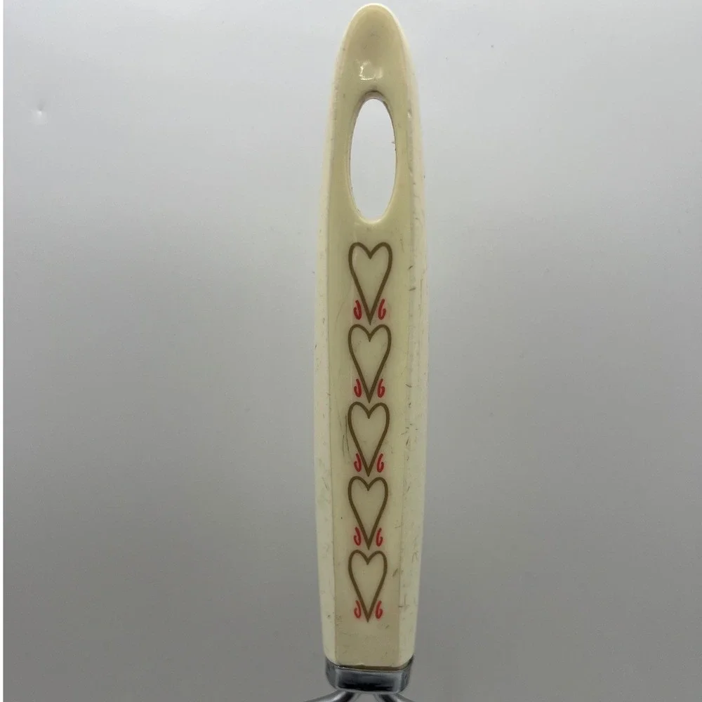 Androck Masher White With Hearts Handle Stainless Steel 10.5